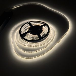 Стрічка світлодіодна LUMINARIA LS-2835 120LEDs/m 9,6W 24V 3000K (DJ120-24V-8mm) PREMIUM LED STRIP